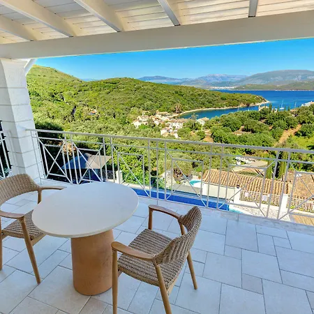 Agios Stefanos Bay - Maria