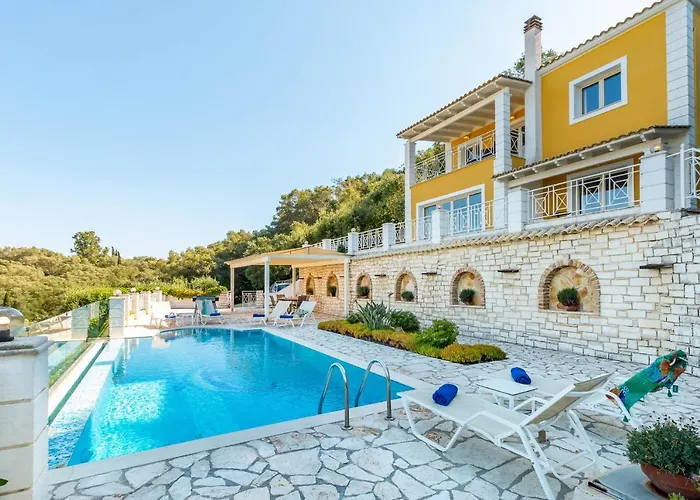 Agios Stefanos Bay - Maria *