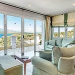 Agios Stefanos Bay - Maria